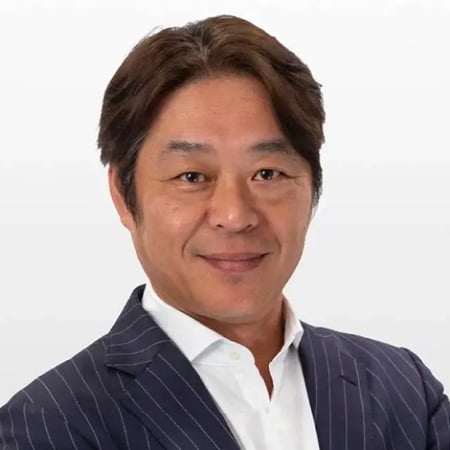 Kunihiro Fujinaga Headshot
