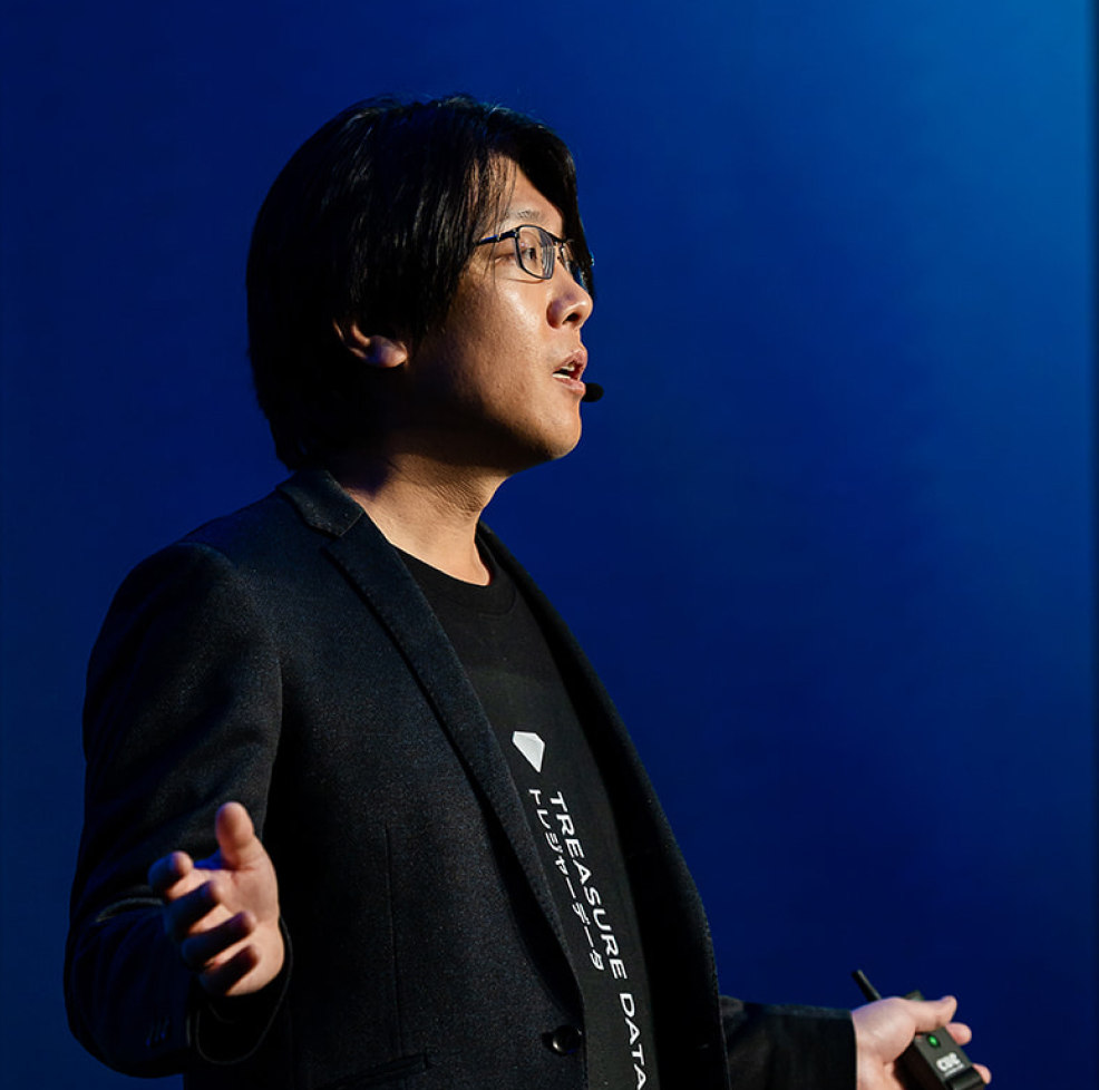 image 1-Leading the reinvention of marketing in the age of AI@2x